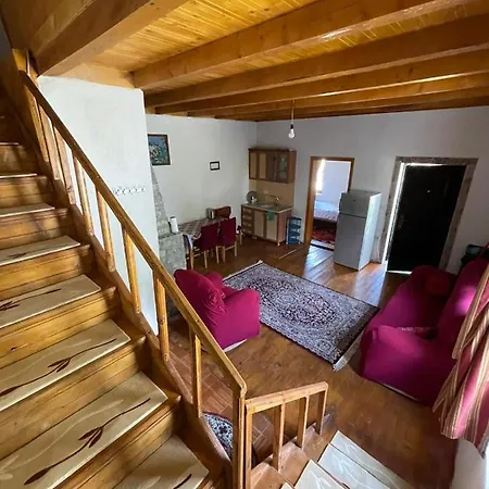 Сasa de vacaciones Ismajl Balaj - Holiday Home