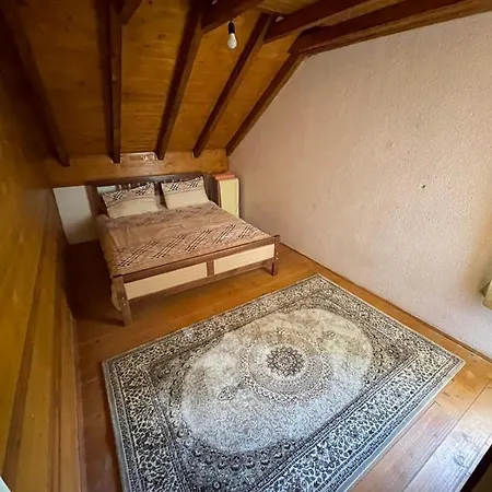 Ismajl Balaj - Holiday Home *